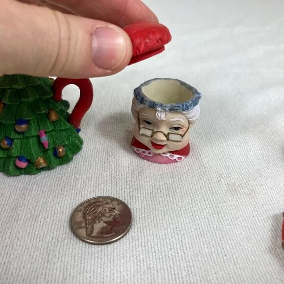 1995 Chadwick Miller Xmas Resin Mini Tea Set w/ Wreath Base, Santa & Elves - Picture 8 of 9